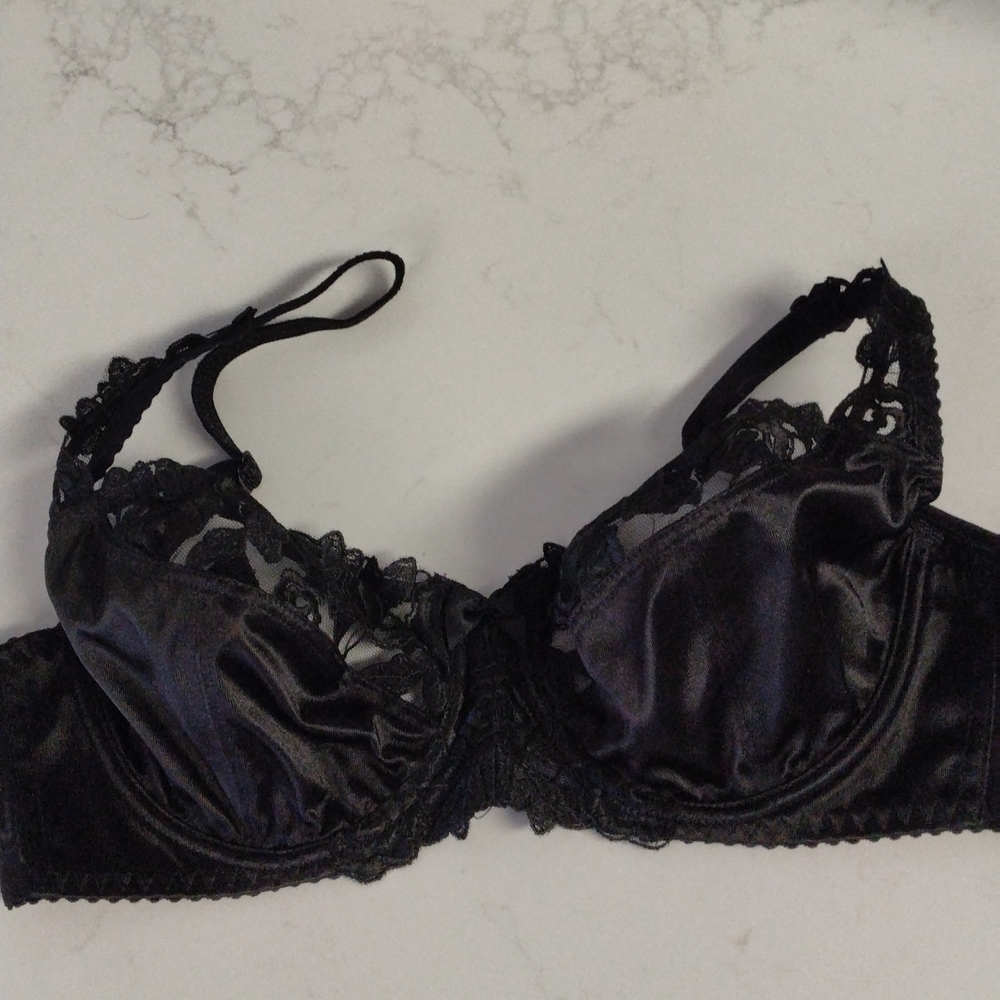 Fantasies Blk 6010